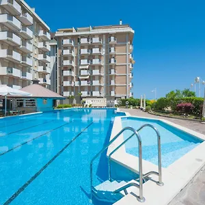  Apartment Playa Grande Immobiliare Pacella